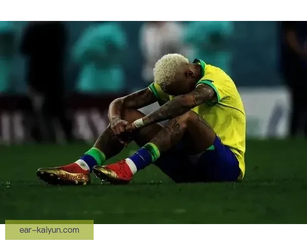 内马尔遭遇半月板撕裂，未来几个月复出成疑，状态备受关注