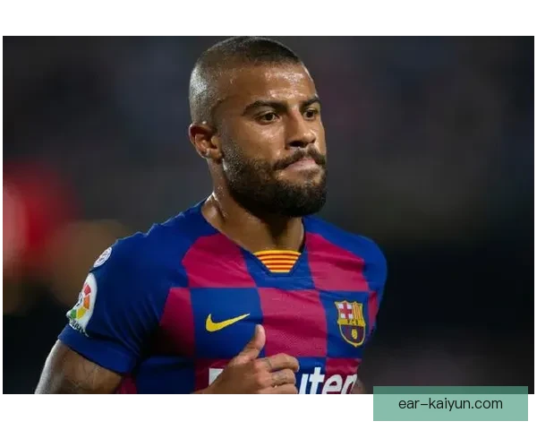 拉菲尼亚阿维拉青训出道以来表现稳健，受到多家俱乐部关注